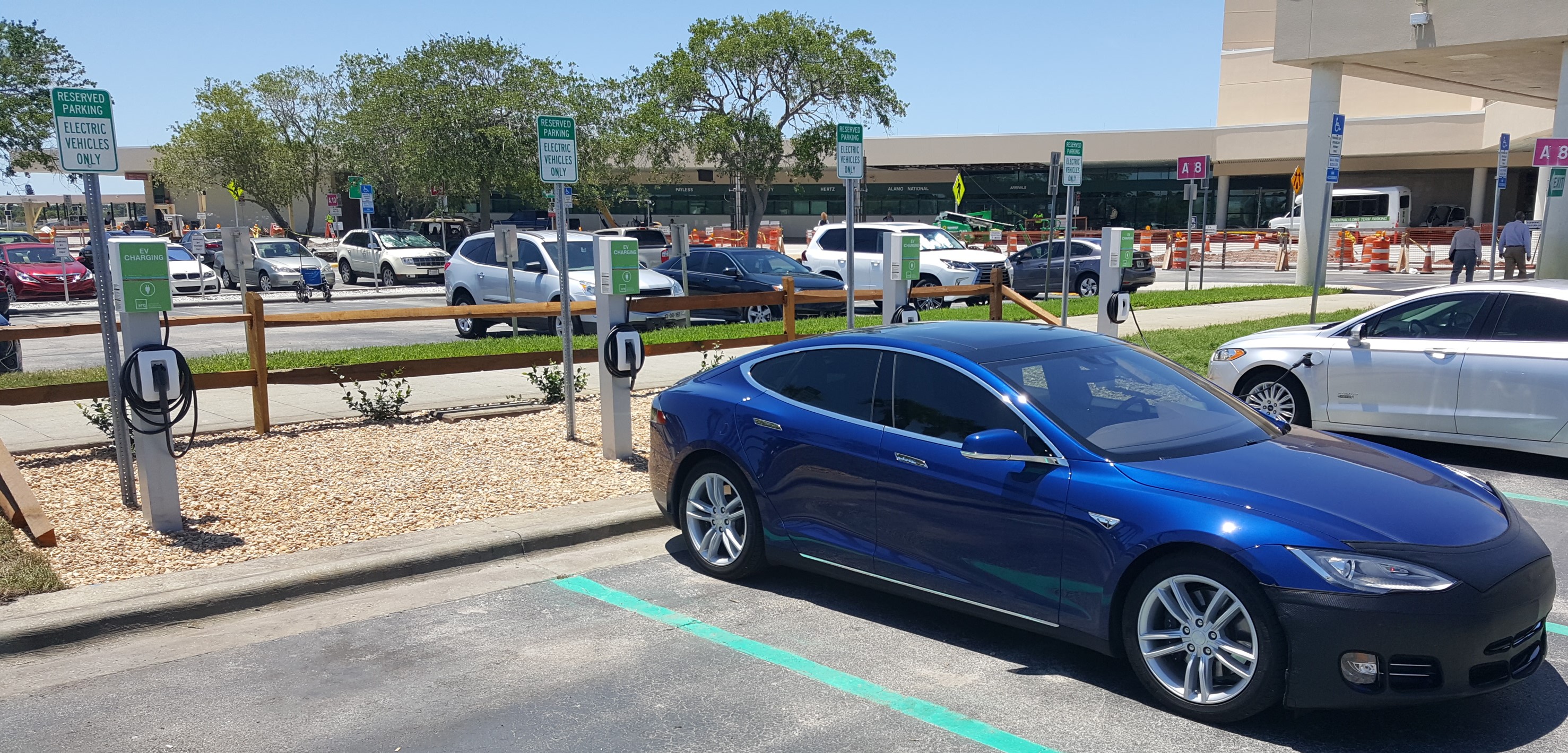 Sarasota Bradenton International Airport - NC-5000 Installation