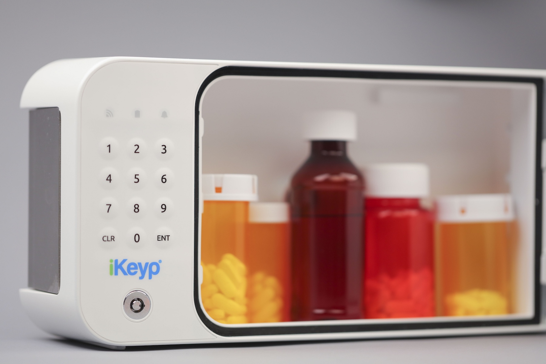 The iKeyp’s interior compartment holds up to eight prescription bottles – including the potential to hold larger bottles such as cough syrup with a width of 2″ and a height of up to 5 ½″.