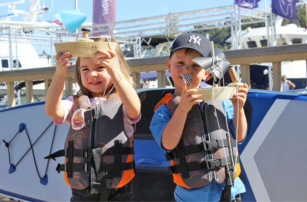 Toy boat building at the 2016 Seattle Boats Afloat Show