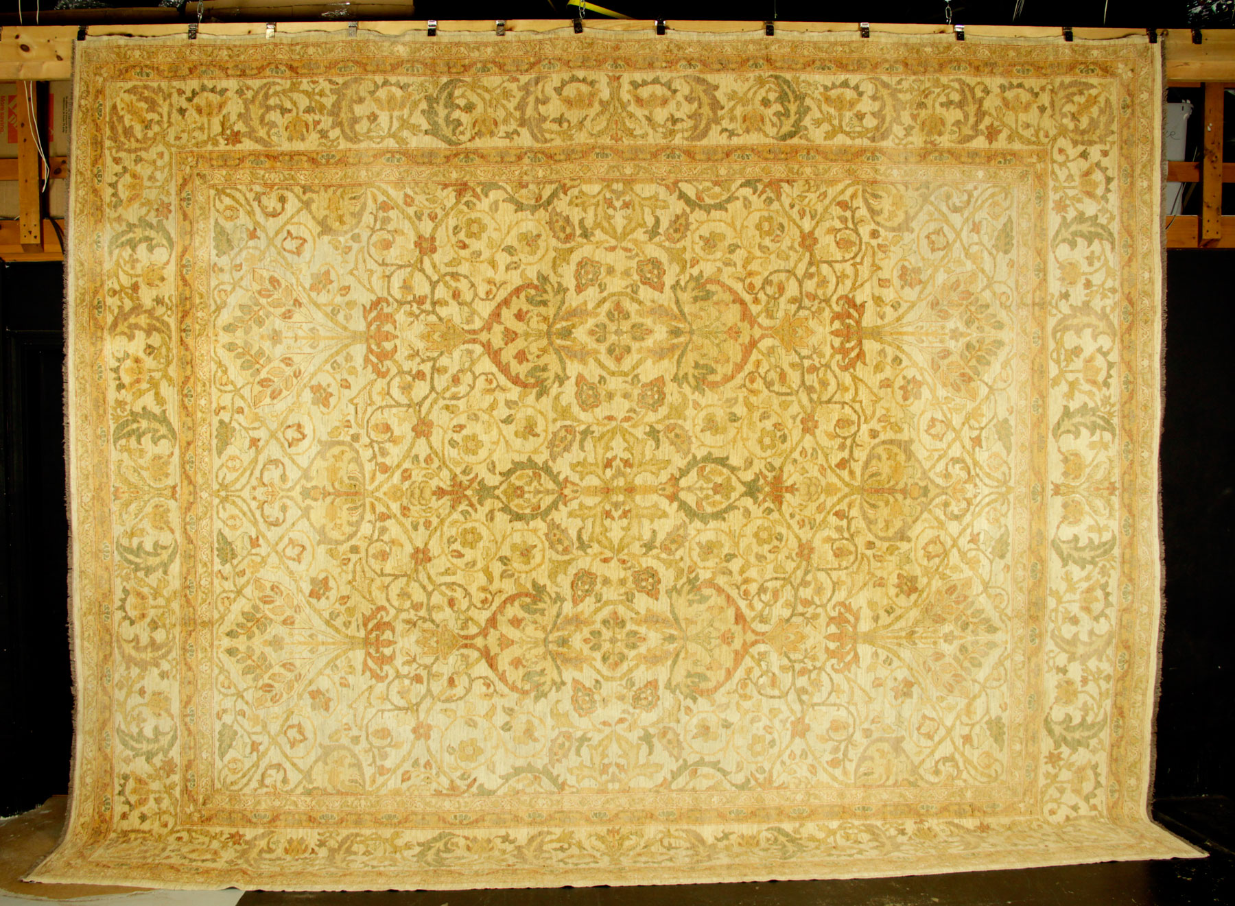 Indo-Peshawar carpet, with Sultanabad pattern