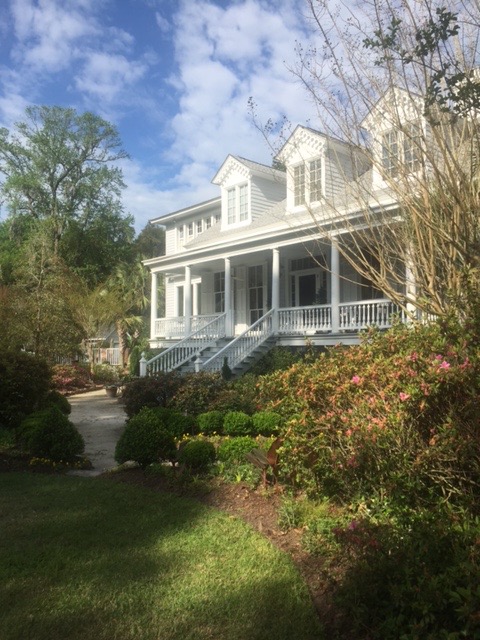 Linwood is a Victorian estate in the heart of the Summerville historic district.