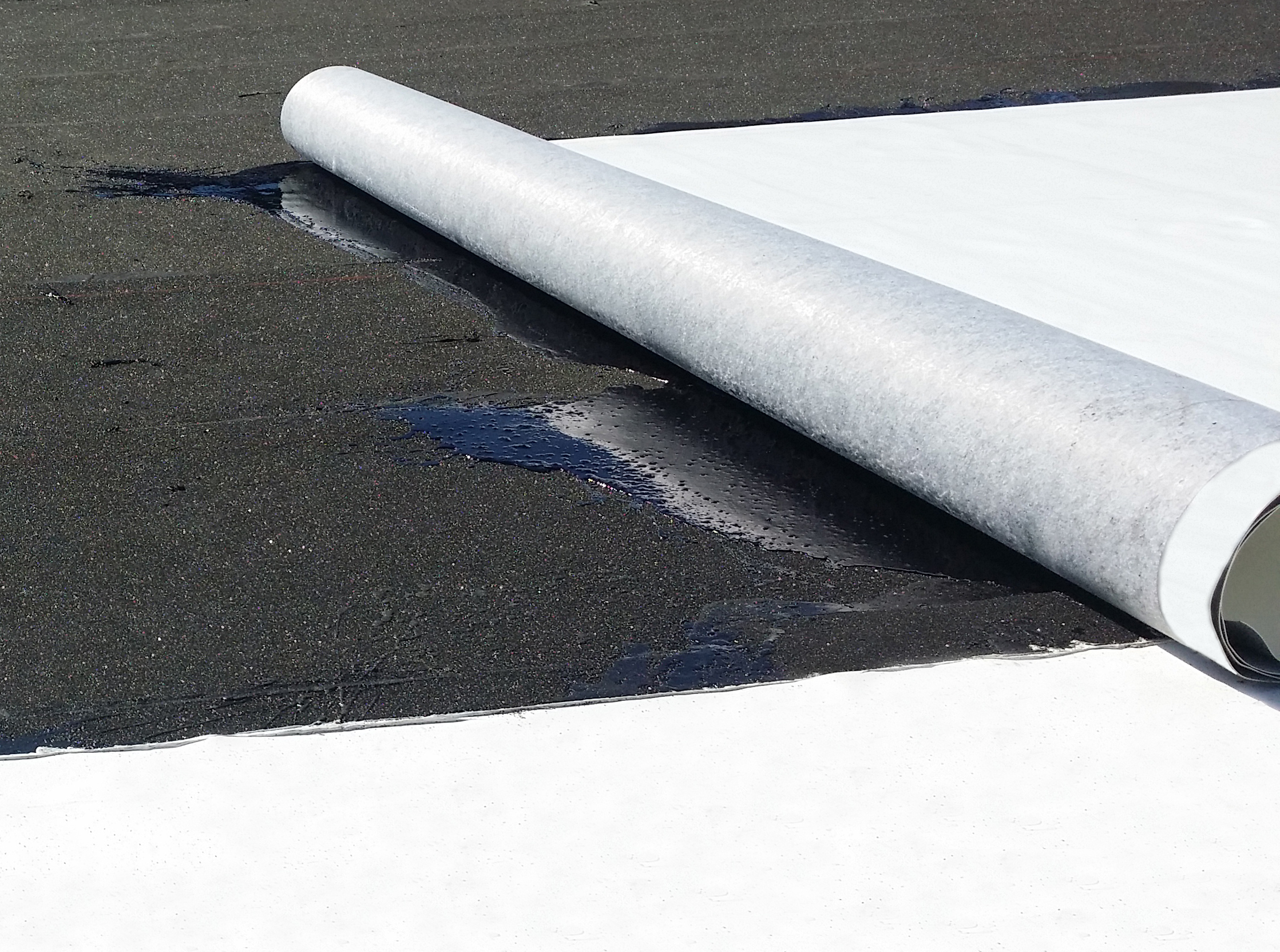 Garland’s new thermoplastic roof membrane leads the industry in UV and aging performance
