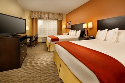 Holiday Inn Express & Suites Manassas  - guest room