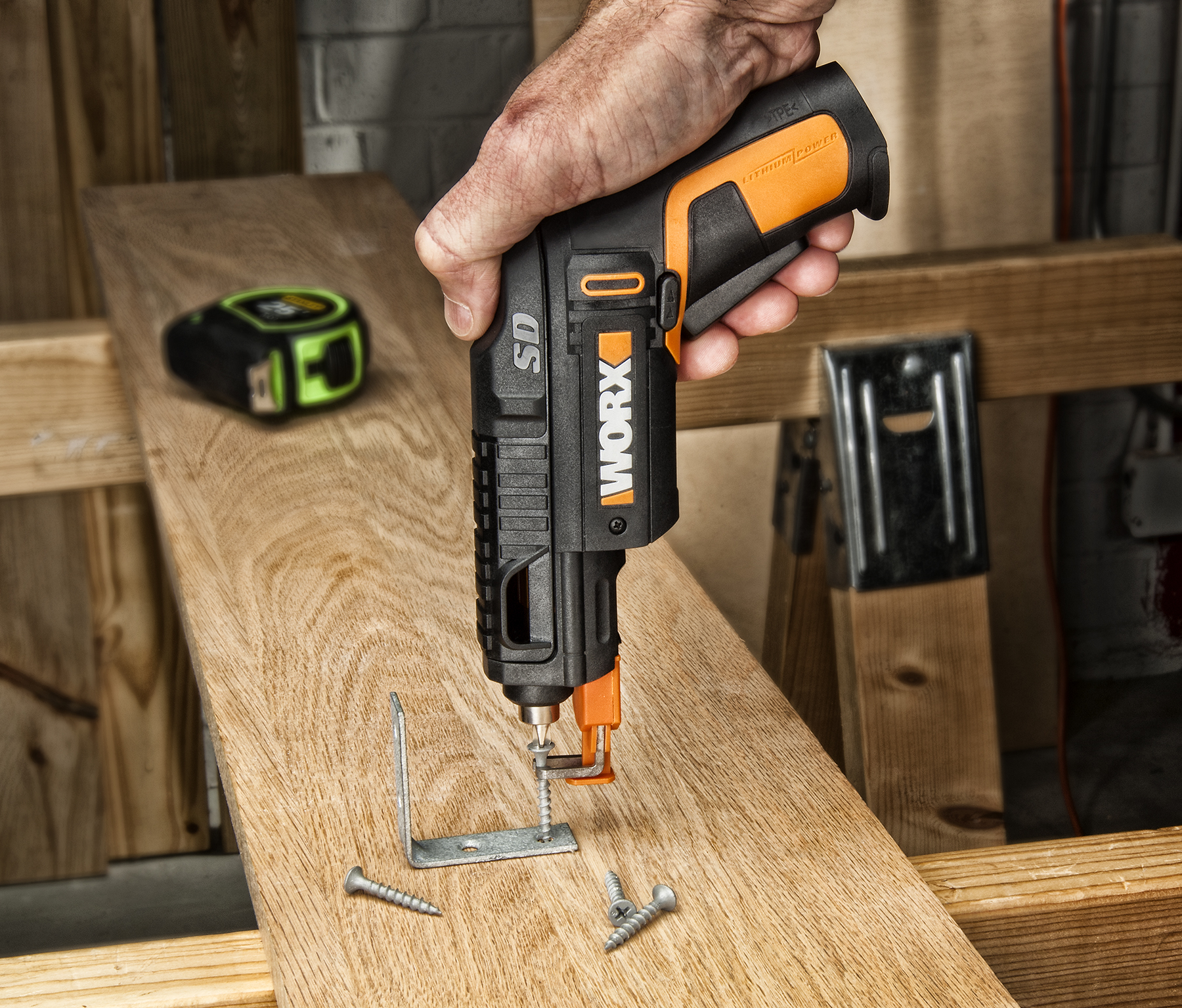 WORX SD Driver with Screw Holder, fastening angle brace.