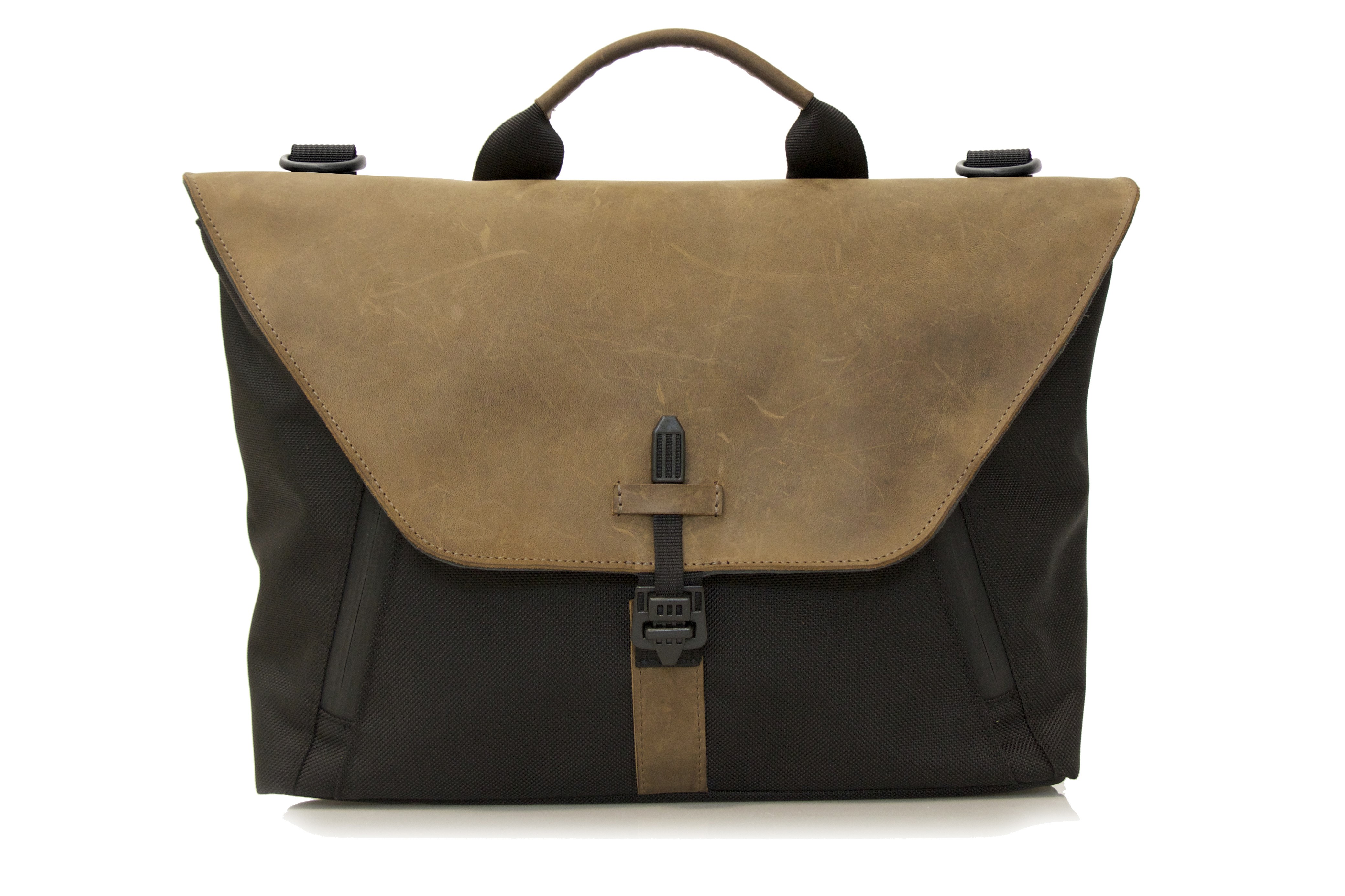 Staad Attaché — black ballistic nylon with grizzly leather flap