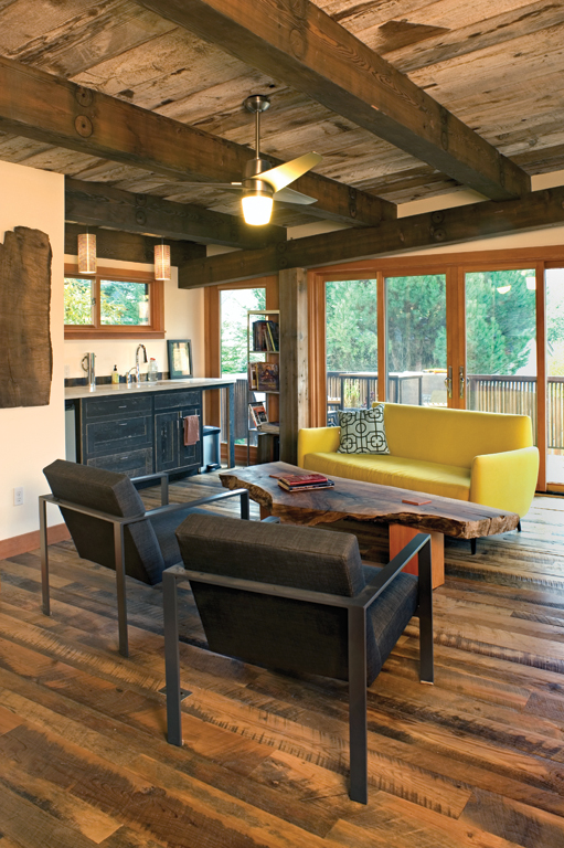A leader in the reclaimed wood industry, Pioneer Millworks offers more than 20 species and grades of storied wood for flooring, paneling, and more.