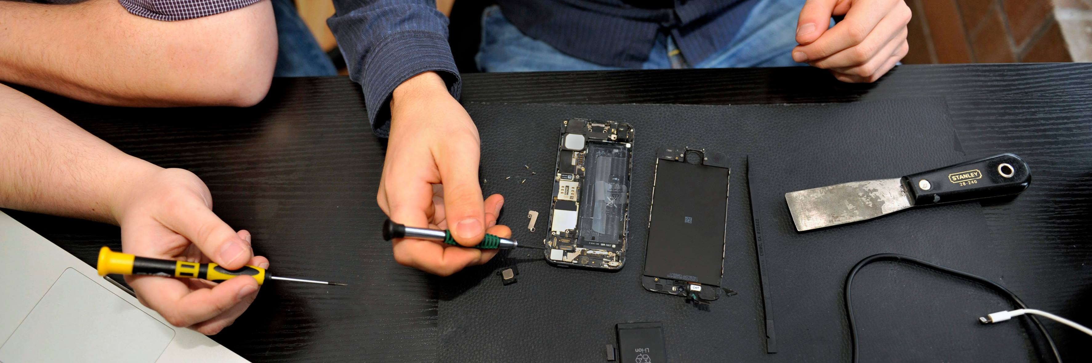 iPhone & iPad Repair Made Easy