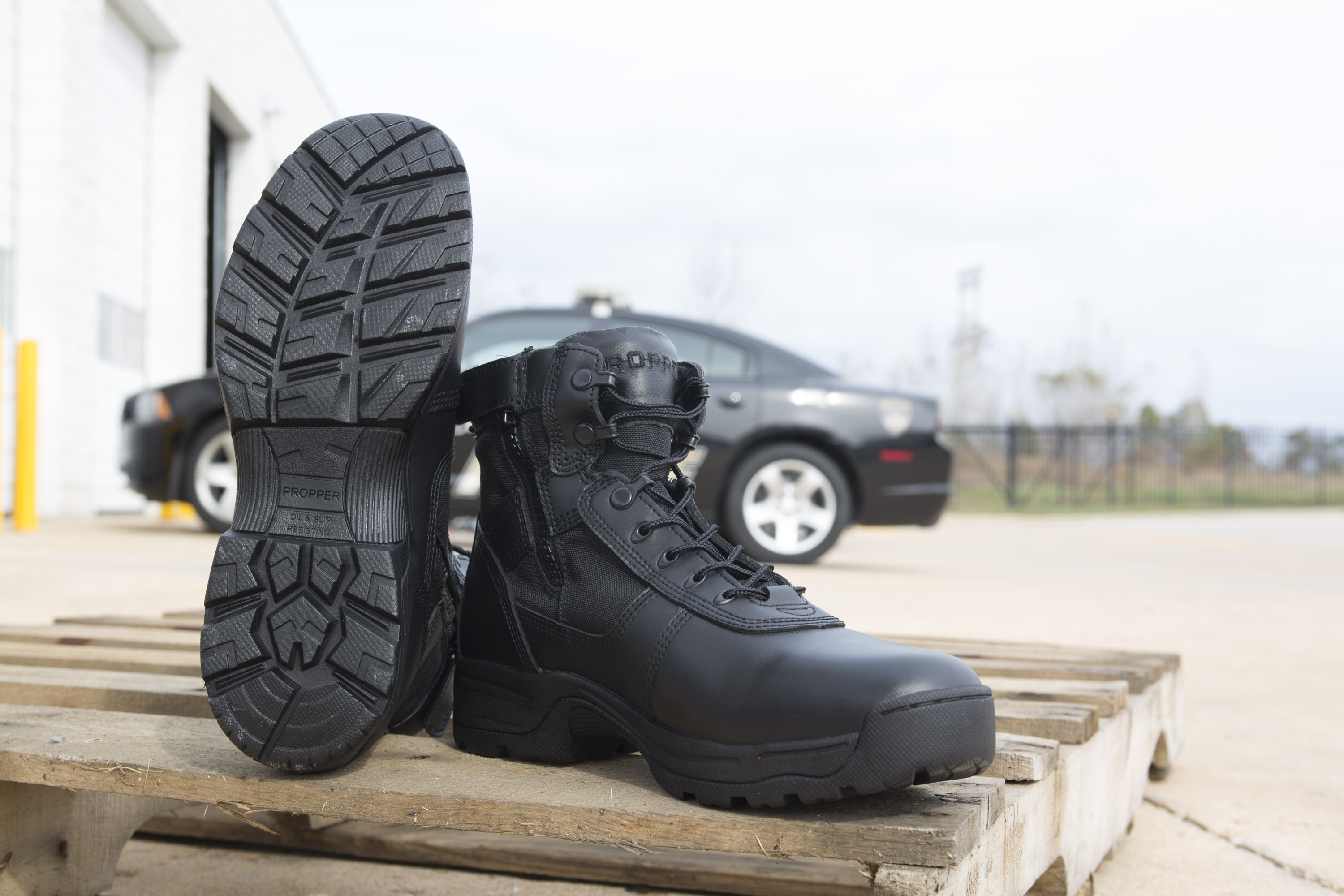 The new Waterproof Series 100 leather boots are available in both 6-inch and 8-inch versions with a 1000D Cordura® upper that can be pulled snug with the quick and easy NATO speed lace system.