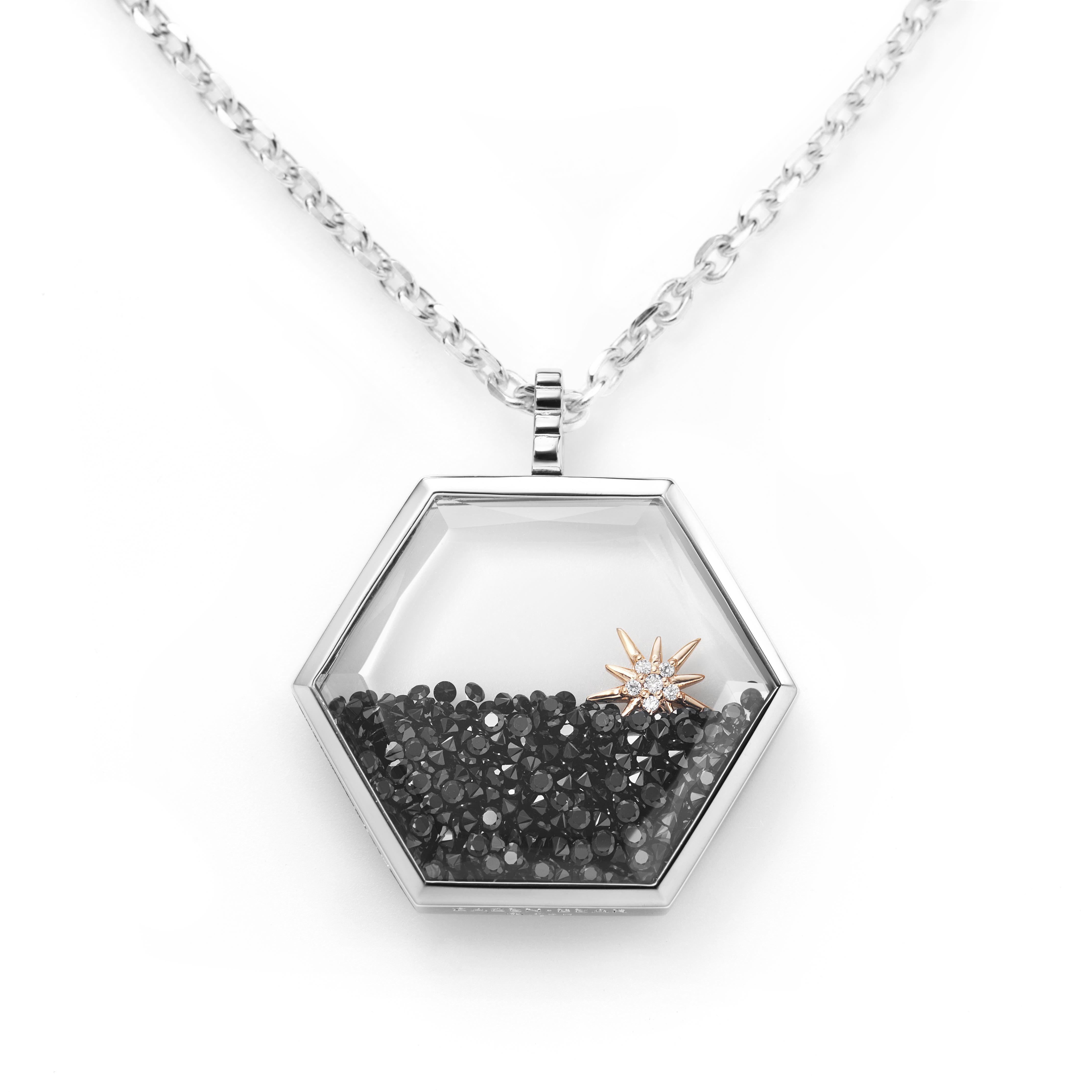 Zazen Bear "Stardust" pendant with cut crystals