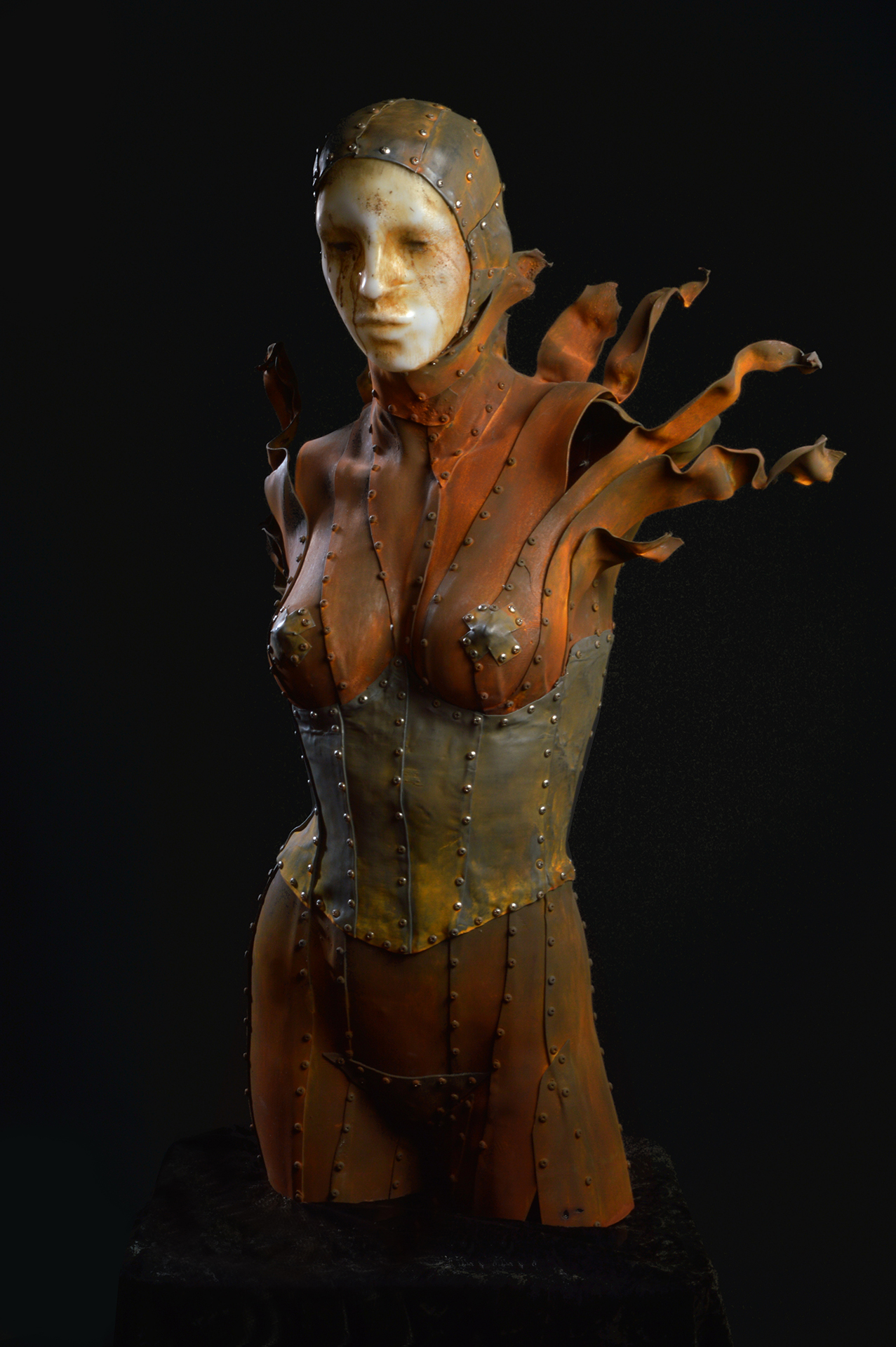 "Iron Lady" sculpture by Indian Wells Arts Festival Artist Geoffrey Nelson