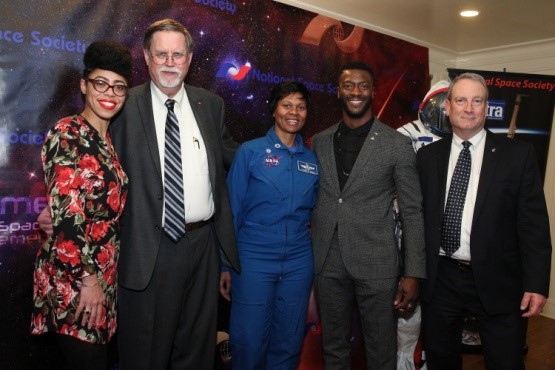 Dr. Knatokie Ford, White House Sr. Policy Advisor, Mark Hopkins, Chair of NSS Executive Committee, Astronaut Yvonnne Cagle, Aldis Hodge, Actor, Hidden Figures, and Bruce Pittman, NSS Senior Vice Presi