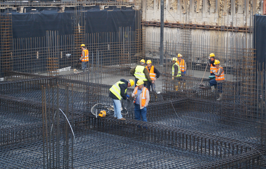 Ready for the pour: The builder specified PENETRON ADMIX for 2,500 m3 of concrete used for the new basement structures and elevator pits of the ASCSA to maximize concrete impermeability.
