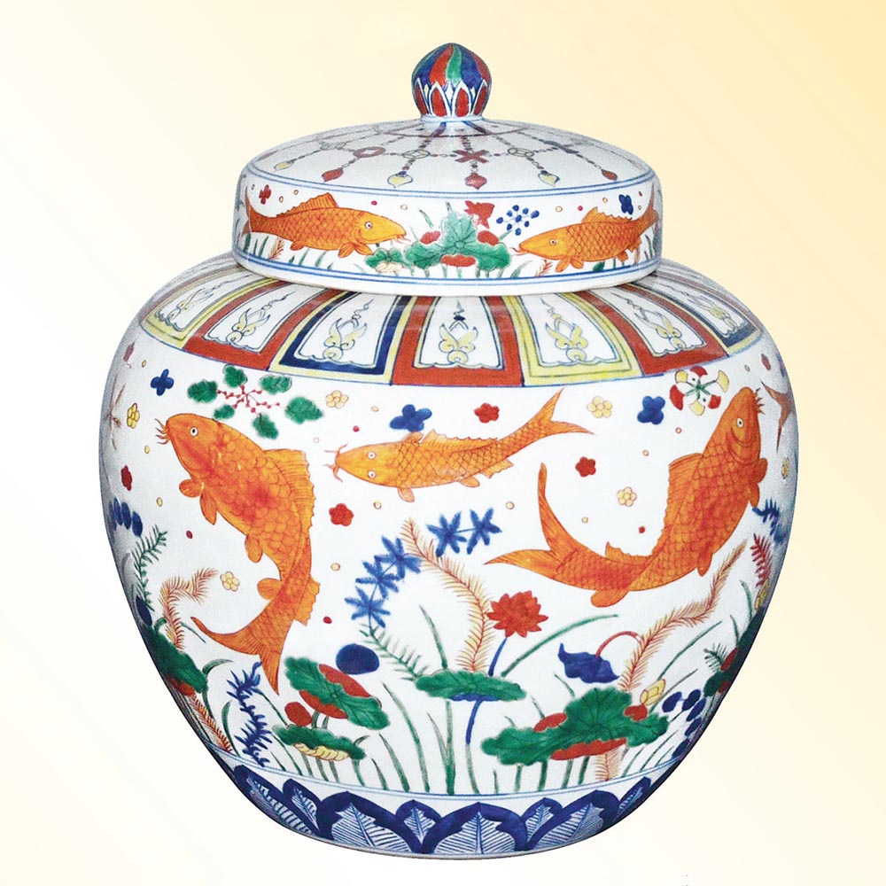 Wucai fish jar. Ming. Of the period, at Gianguan Auctions.