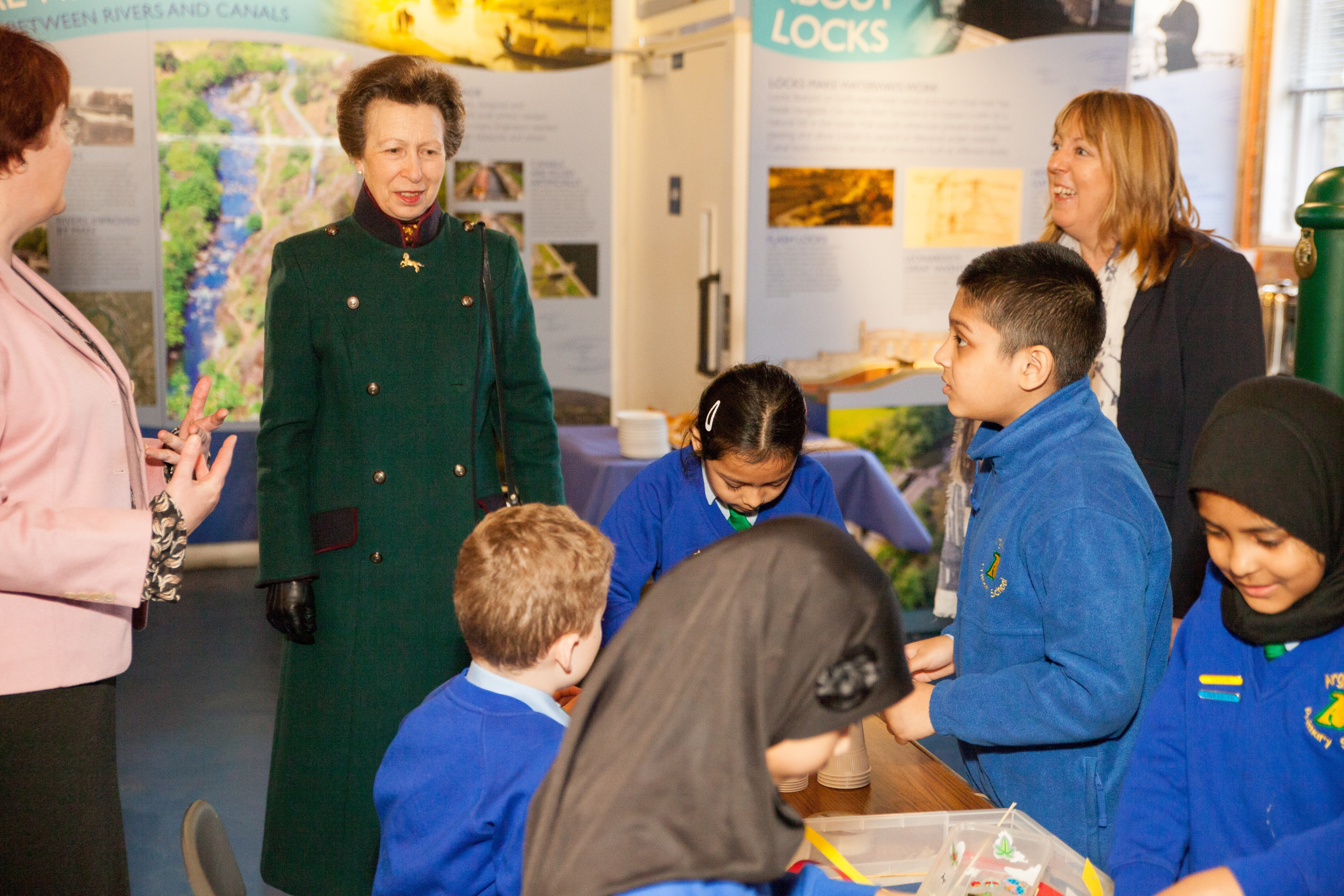 HRH The Princess Royal with children at the London Canal Museum 10th March 2017