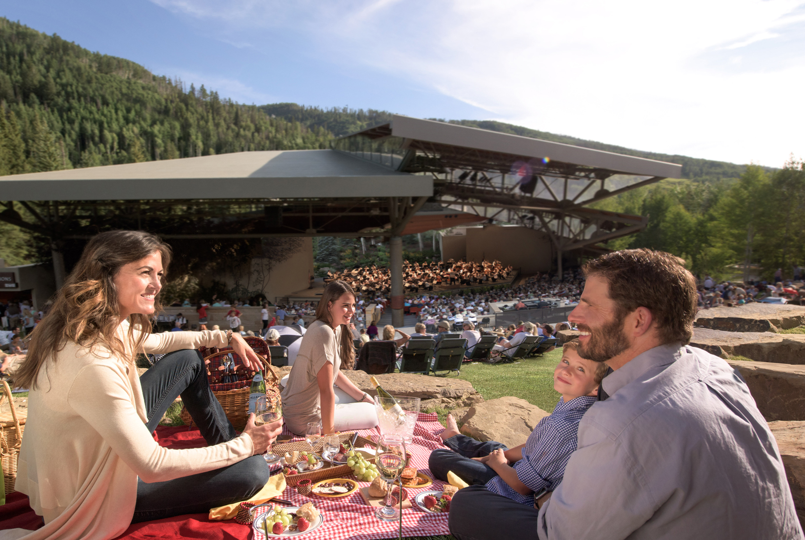 Bravo! Vail brings America’s top orchestras to the mountains each year, and Antlers at Vail hotel’s Ultimate Vail 30-day package guests receive free lawn tickets to enjoy the music (© Jack Affleck).