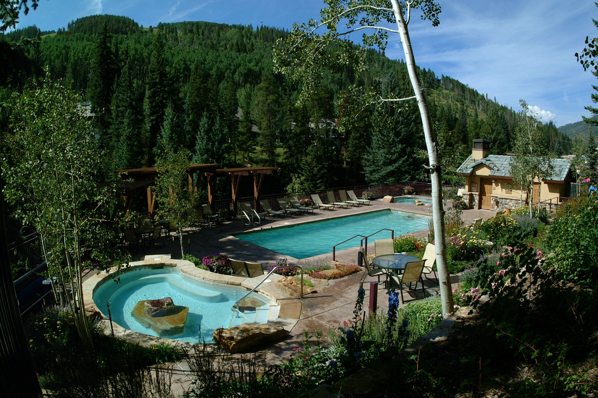 Antlers at Vail hotel’s pool is the perfect place to relax on a hot summer’s day – with gorgeous views overlooking Vail Mountain Resort and rushing Gore Creek.