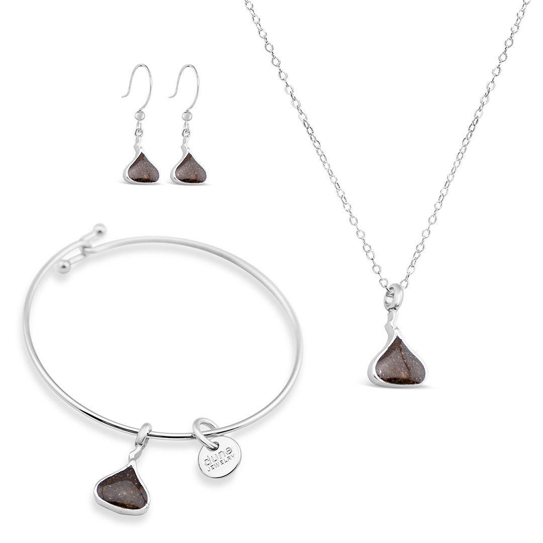Dune Jewelry & Hershey's crushed cocoa bean Collection