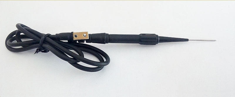 Extra Fine Pin-Probe connected to Kelvin Probe Connector