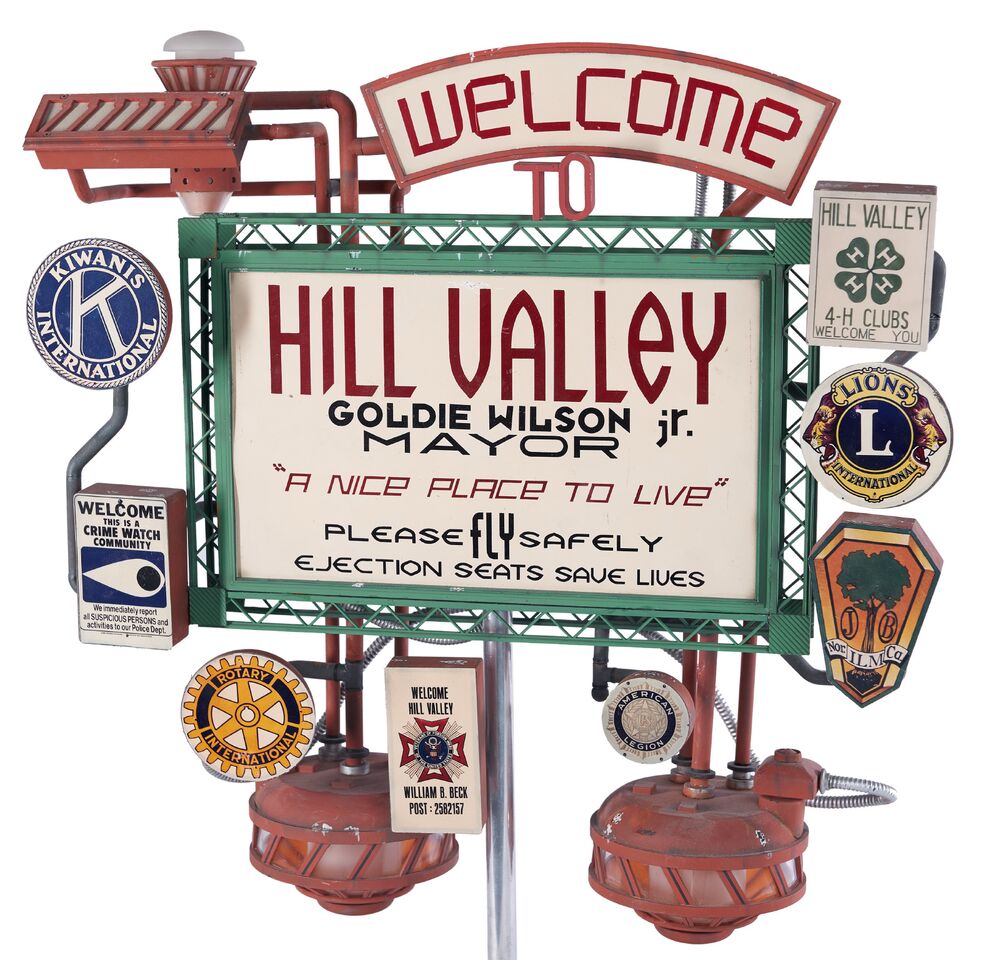 Back to the Future 2 – Future Hill Valley Welcome sign sold for $39,000 at the 2nd annual ScreenUsed live auction at Silicon Valley Comic Con.