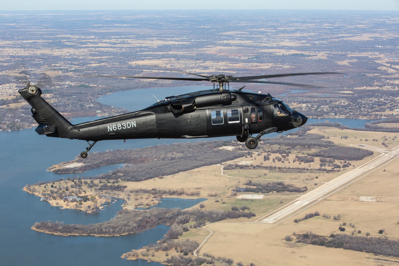 Вертолет uh 60 black hawk. Вертолёт uh-60 Black Hawk. Sikorsky uh-60 Black Hawk. Uh-60l Блэк Хок. Sikorsky uh-60a Black Hawk (Блэк Хок).