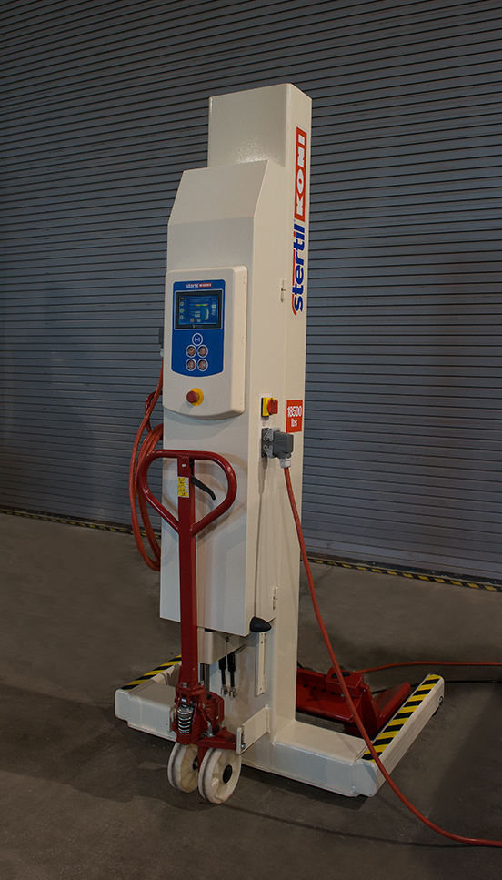 Cabled mobile column lift now comes standard with ebright Smart Control System