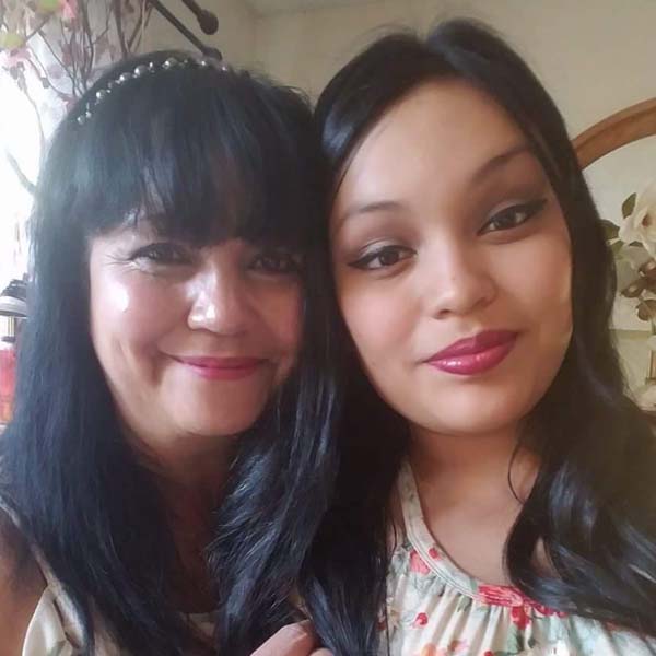 Anayancy Rodriguez and Mom Reyna Ramos CFM's Best Mom Ever Photo Daily Contest Winner for May 7
