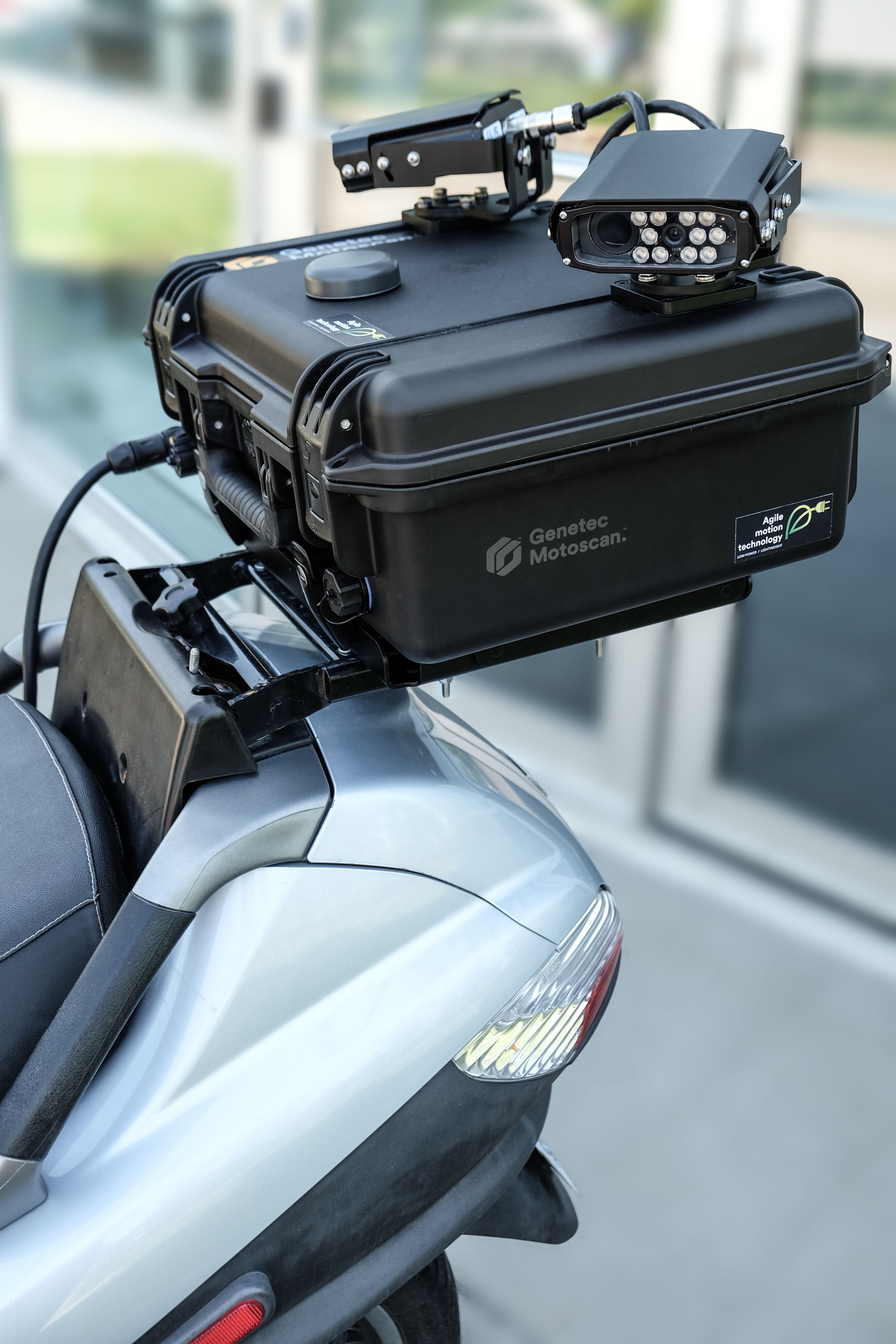 - Motoscan packs two ALPR cameras and a processing unit in a compact case for scooters