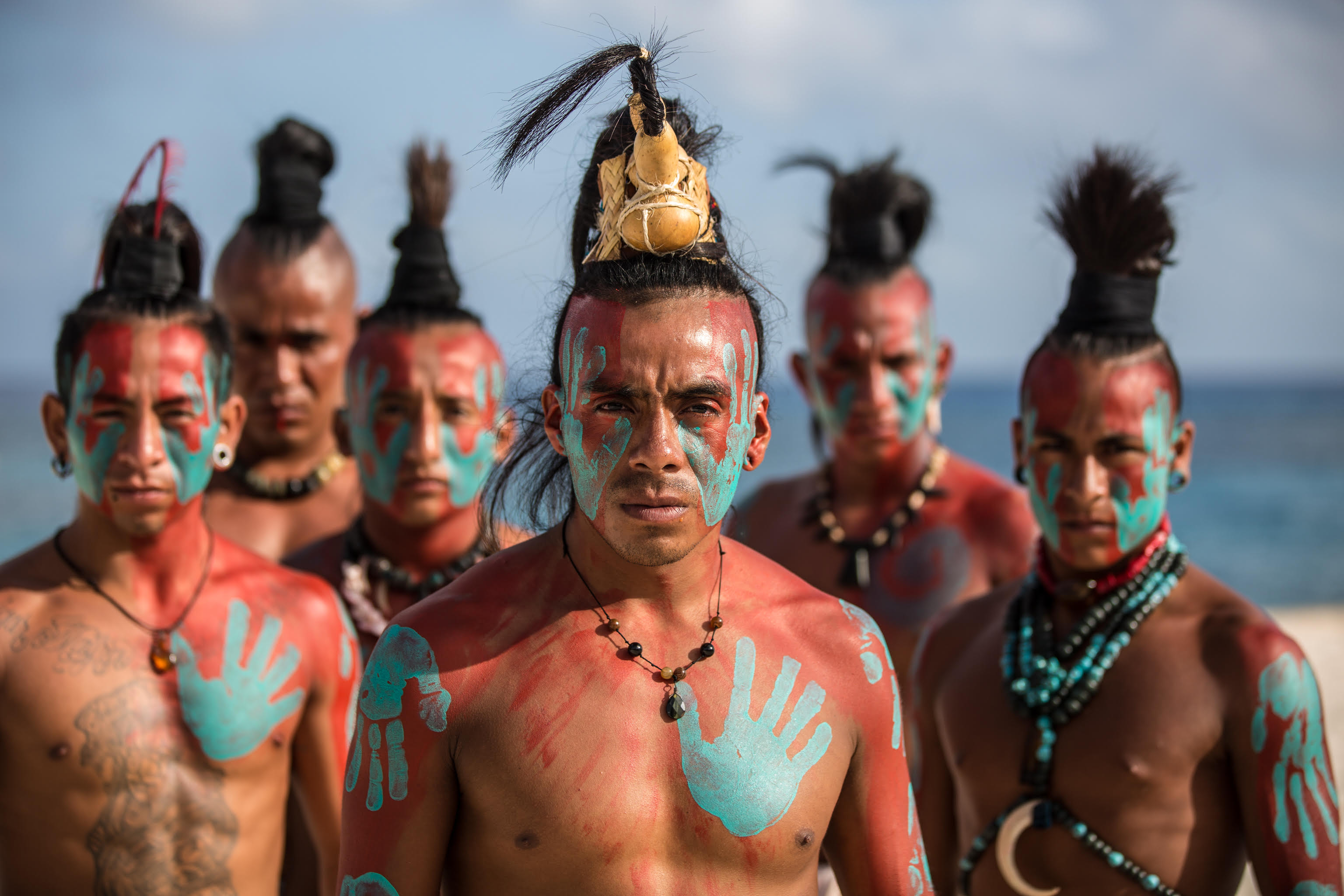 Потомки мужчины. Народ Майя. Племя Майя. Индейцы Майя. Древние индейцы Майя.