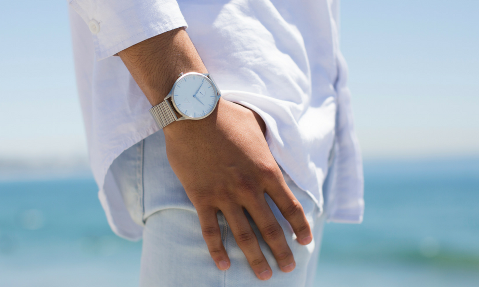 Helios 42 Timepiece in Silver White