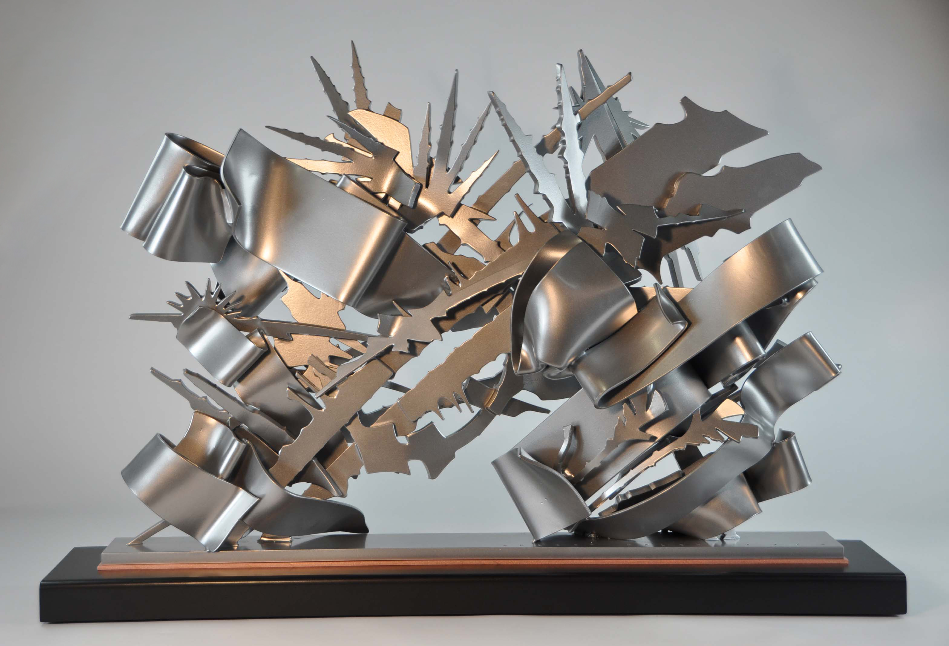 Albert Paley - Double-Cross, 2014, stainless steel, 36 x 53 x 21 inches