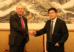 Mr. Kevan Lawlor, President and CEO of NSF International meets with Mr. Xu Wenhai, Chairman of DYT