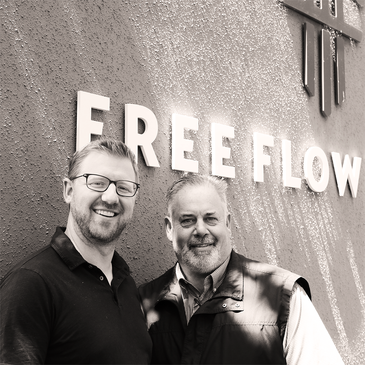 left: Jordan Kivelstadt (Co-Founder & CEO of Free Flow Wines), right: Harry Harris (General Manager of TAP'D Draft Solutions)