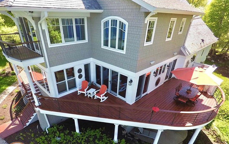With 4 Quarters Design and Build services, multi-functional decks are more like outdoor rooms, with the smooth surface of CAMO and durable composites and pvc materials.