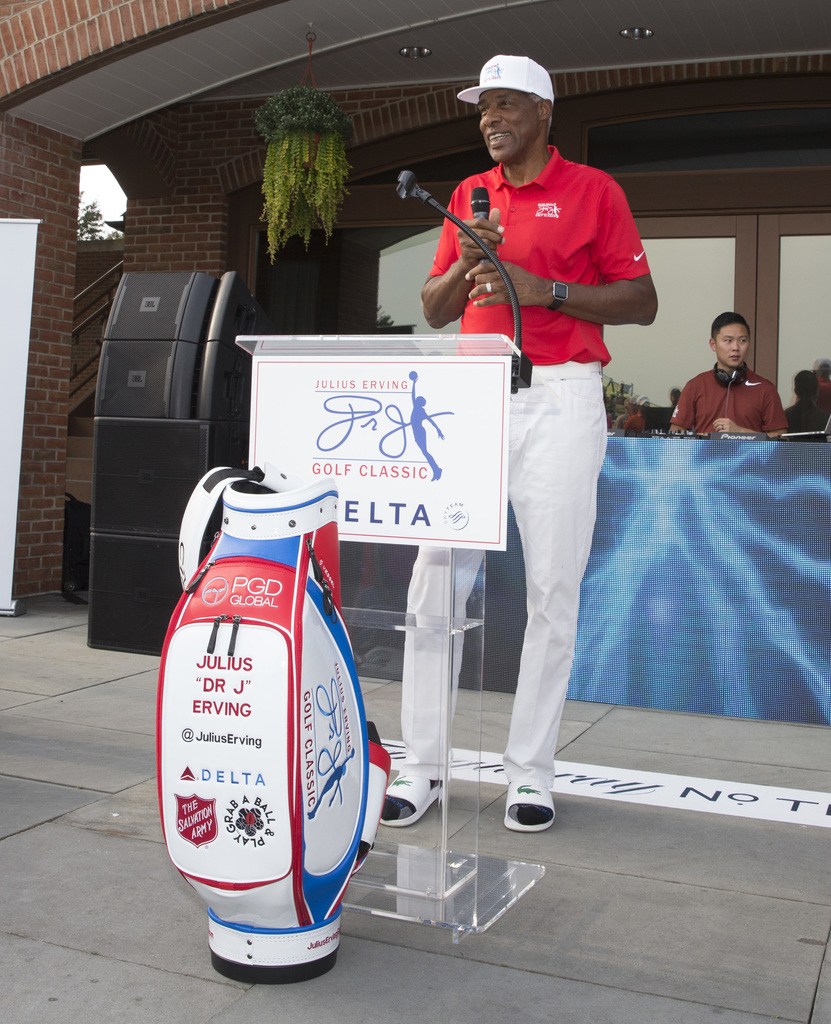 Julius "Dr. J" Erving prepares for the Closing Awards and Ceremony at the 2017 Julius Erving Golf Classic