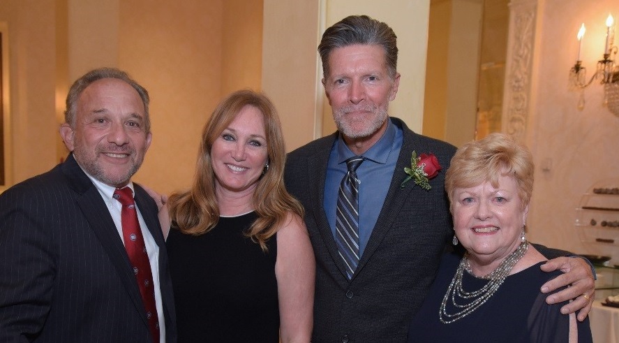 L-R: Terry Geller, DDS, event co-chair; Michele Fraser Geller, event co-chair and sponsor; Stone Phillips, special guest speaker; Holly Benedict, director of public affairs and development, HOW