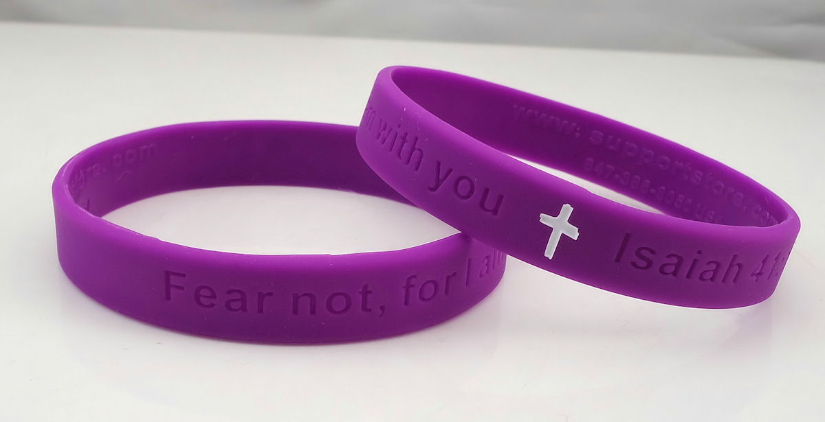 Let Faith Bigger Than Fear Sainstone Isaiah 41:10 Inspirational Bible Verses Silicone Bracelets Religious Motivational Wristband Gifts for Fight Epidemic Contagion for Men Women 