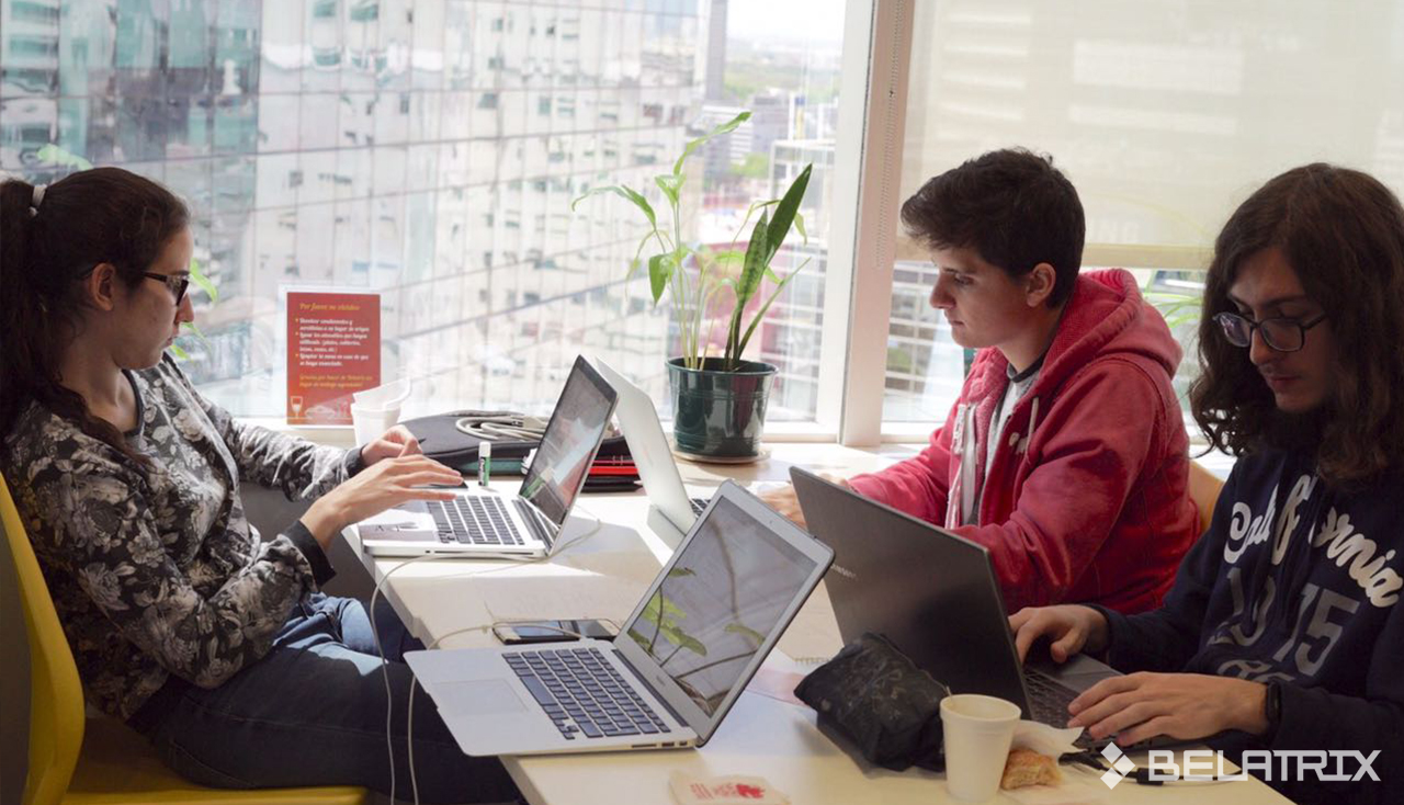 The participants were divided in 14 teams at the 2017 Buenos Aires Hackatrix