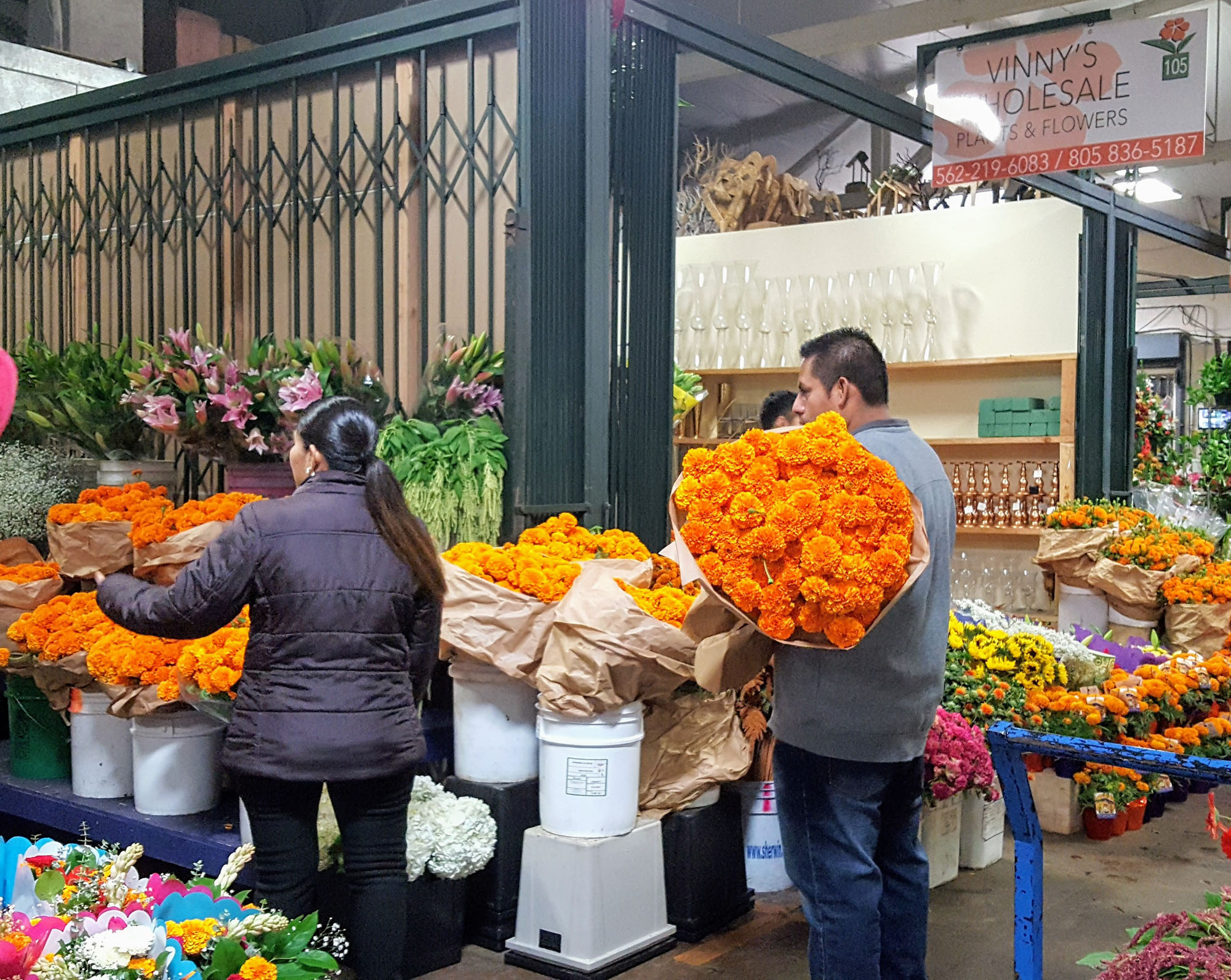 Altar Builders Buy Mexican Marigolds at Vinny's Wholesale Flowers
