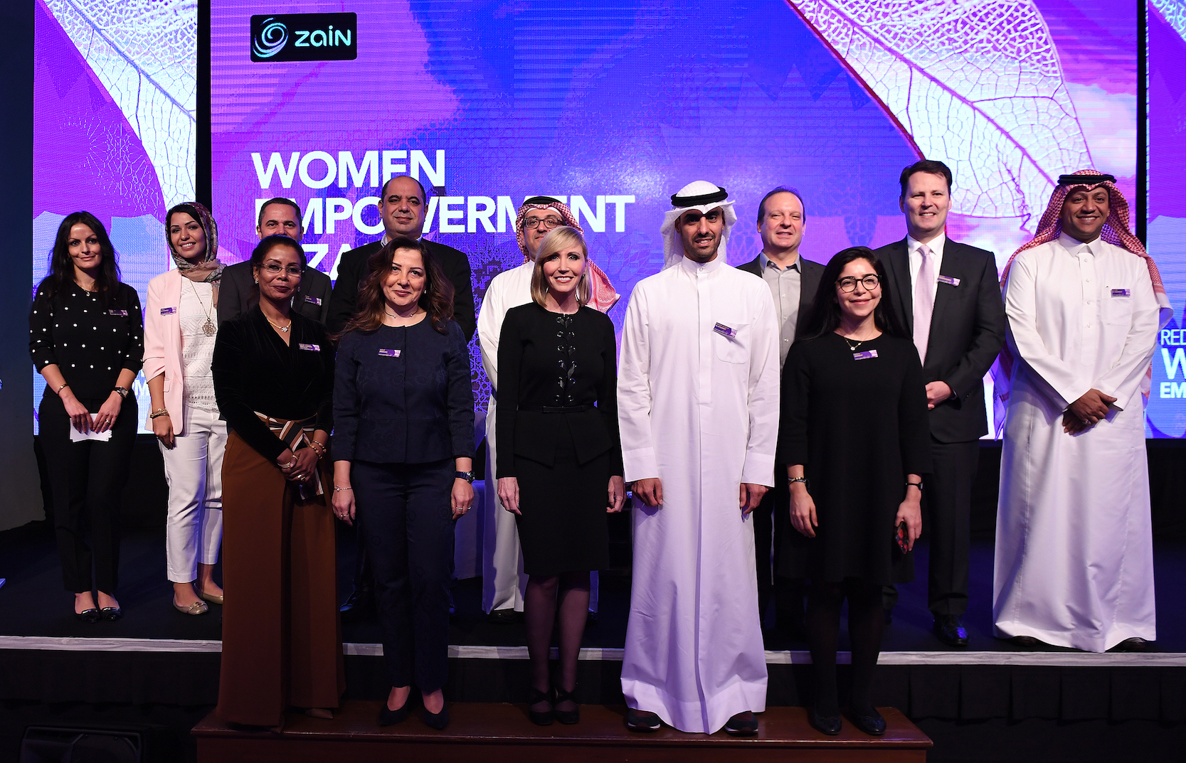 Strategic Advisor Connie Dieken with Zain Vice Chairman and Group CEO Bader Nasser Al-Kharafi and members of his team