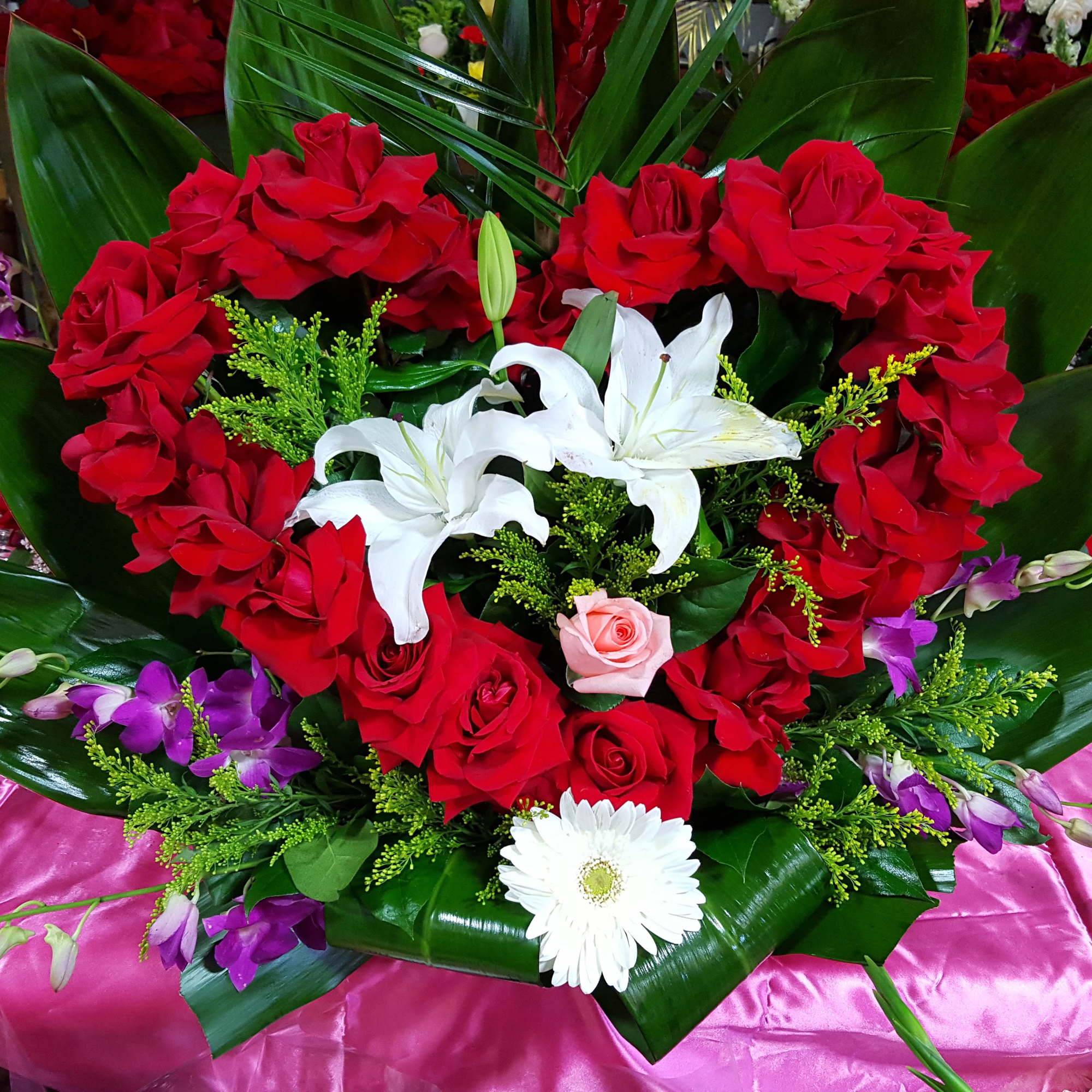 Flower Gifts Symbolize The Virgin’s Love, Peace and Compassion