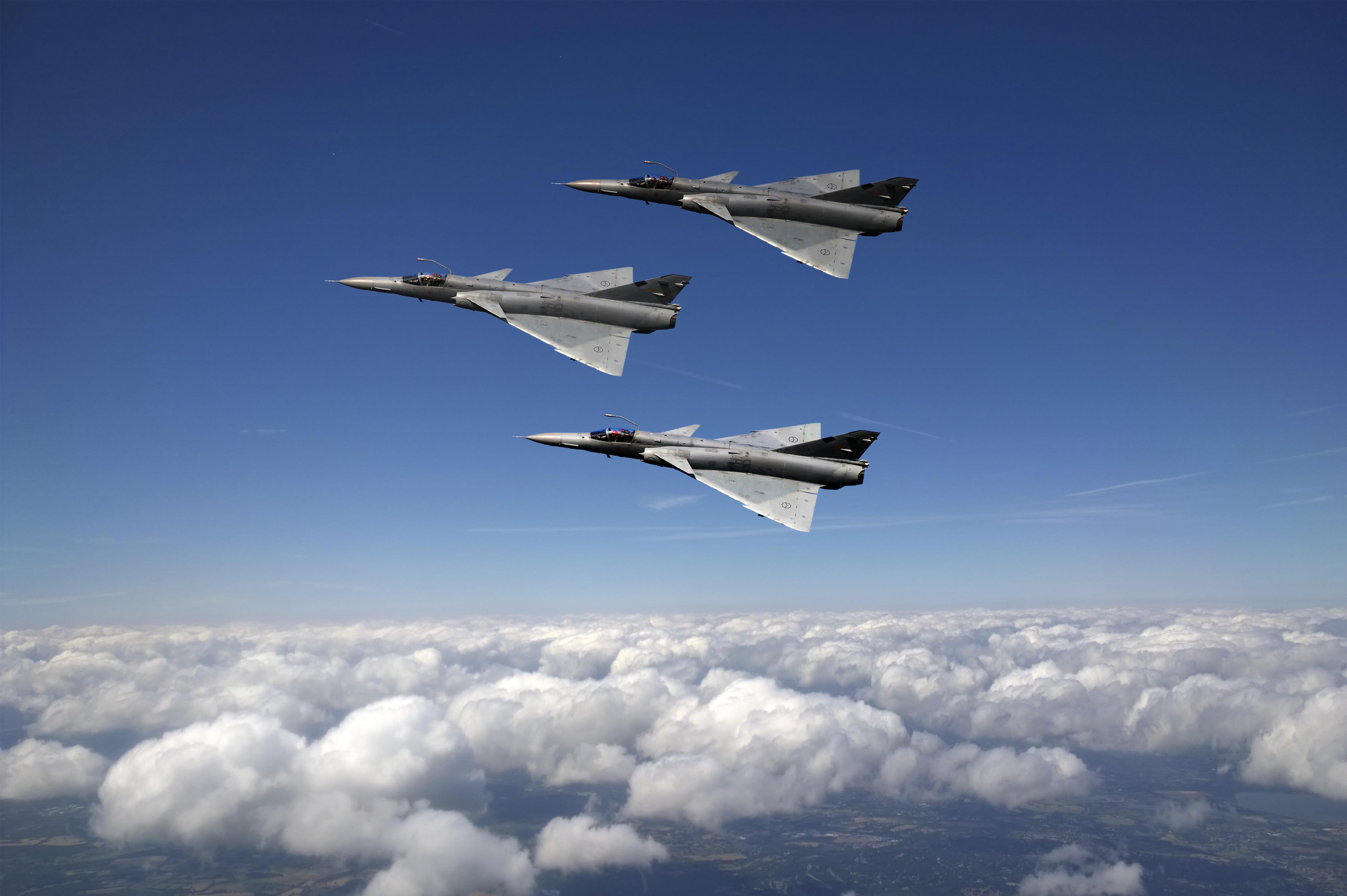 Draken International Adds Twelve Atlas Cheetah Fighter Jets to their ...