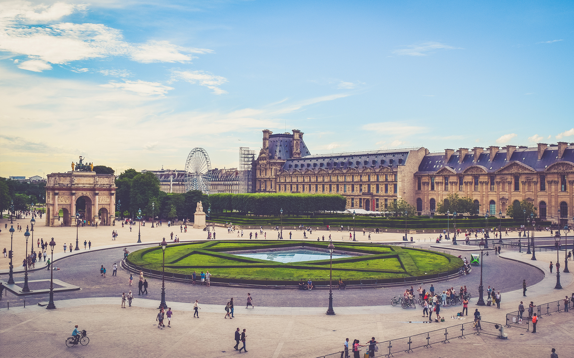 Paris-Place du Carrousel-Jace Grandinetti