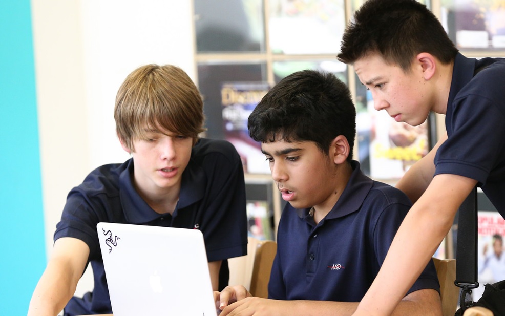 Students develop their critical thinking using Callido's project-based learning tools