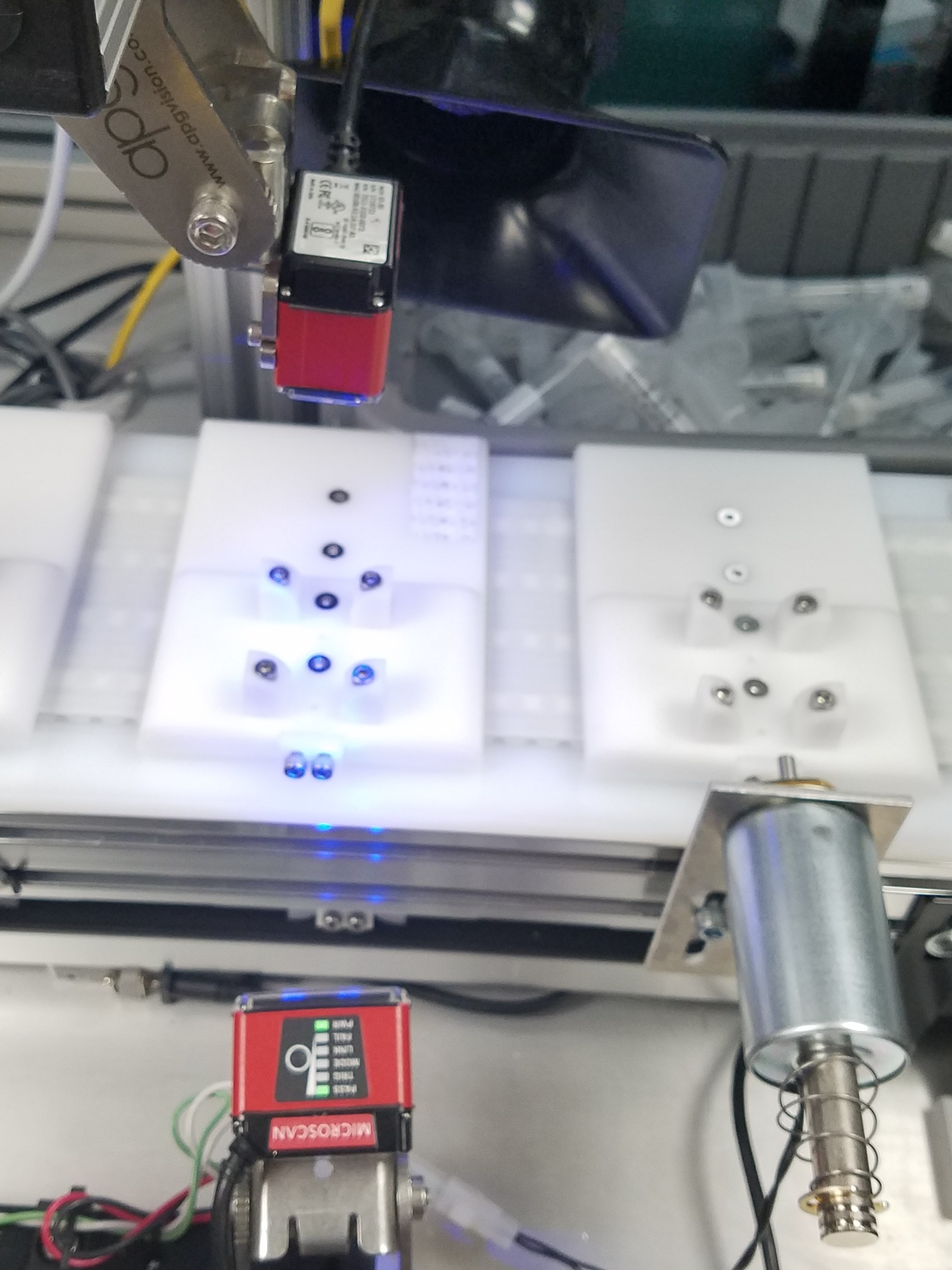 Dual Machine Vision for top side and end feature verification with rejection station and exhaust hood