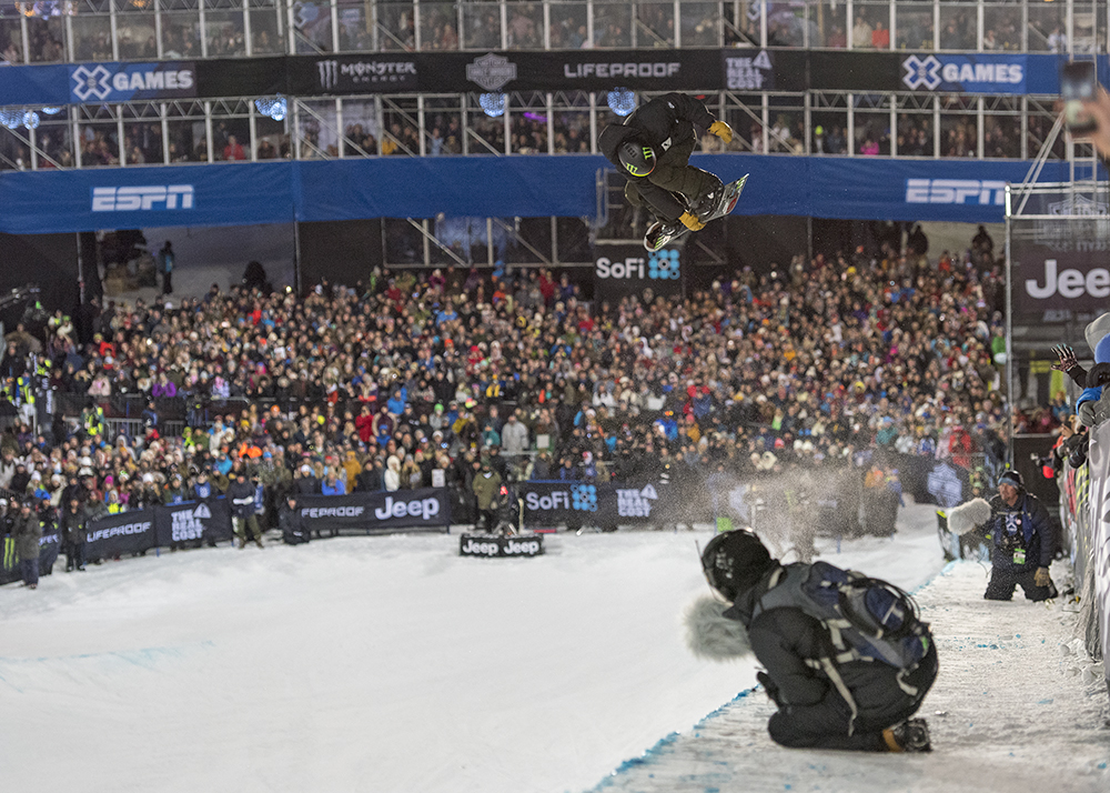 Monster Energy's Ayumu Hirano Takes Gold in Snowboard SuperPipe at X Games Aspen 2018