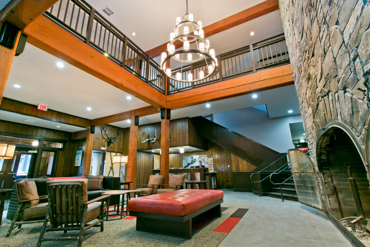 Beautifully renovated lobby with New England's largest field stone fireplace