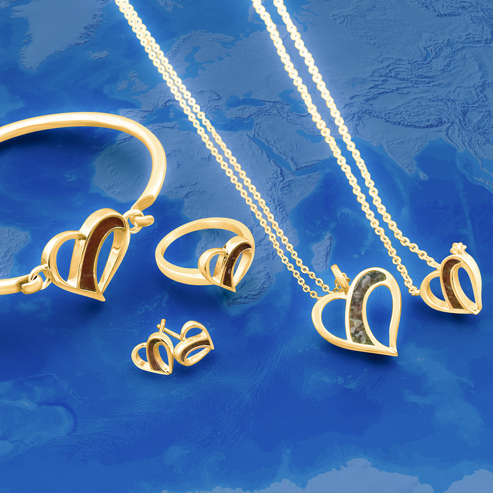 Dune Jewelry Traveling Heart Collection