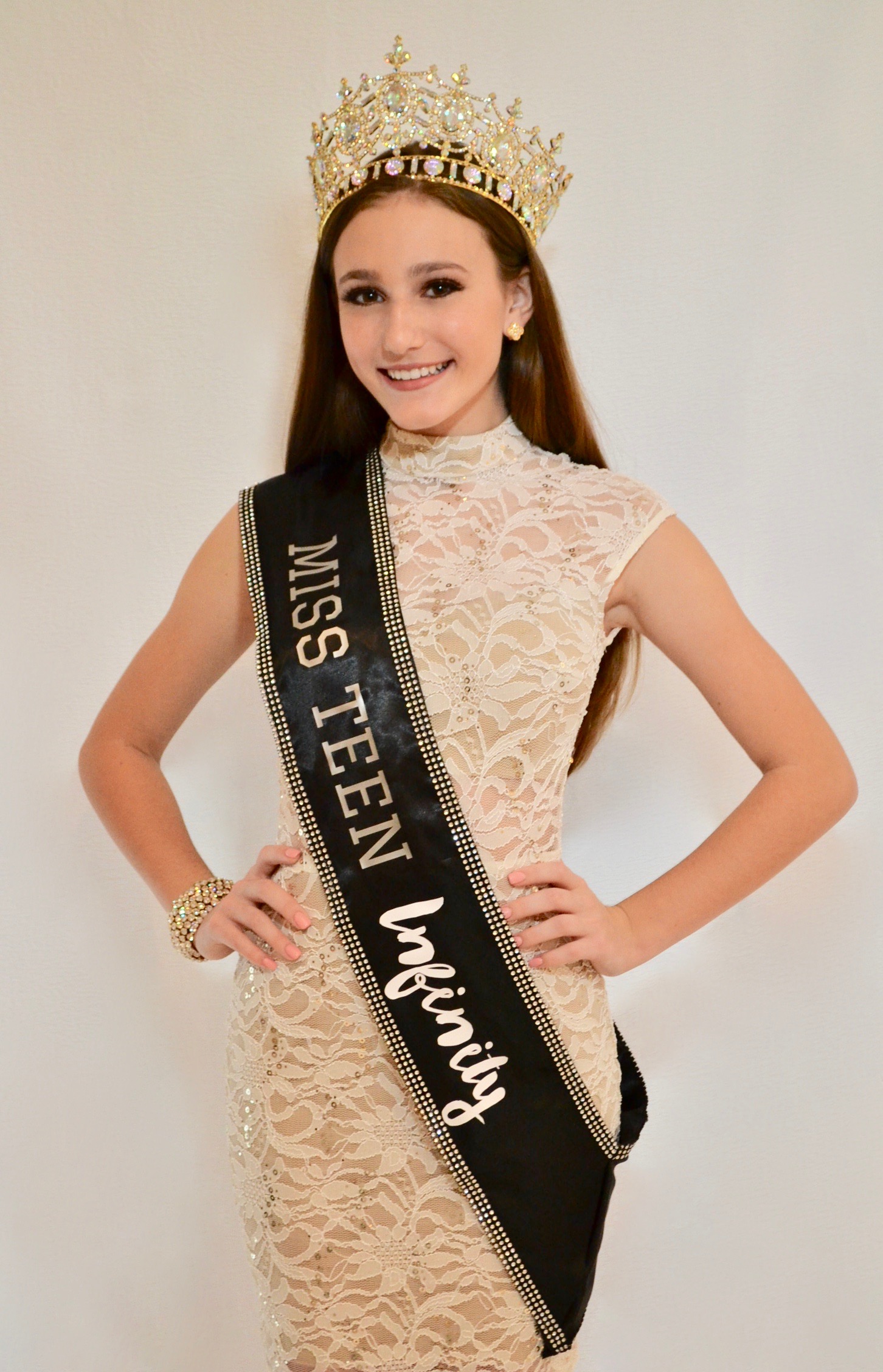 MARISSA GOVIC Crowned Miss Teen Infinity International 2018