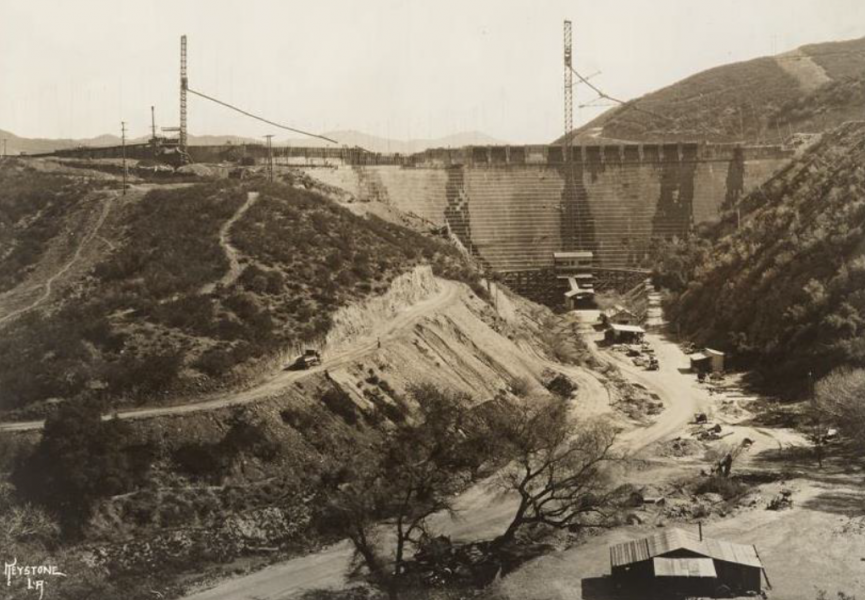 View of St. Francis Dam during construction
