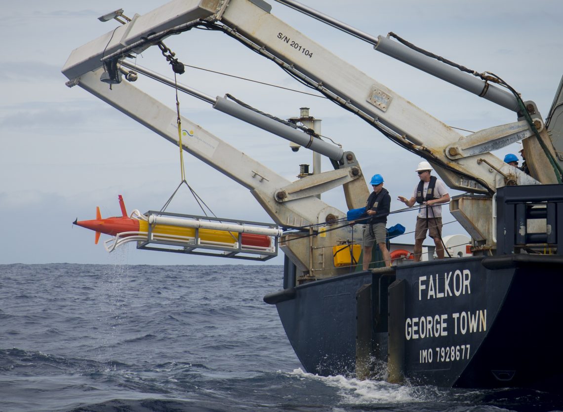 Schmidt Ocean Institute’s research vessel Falkor with deployed LRAUV in the water. The LRAUV characterizes the eddy’s physical, chemical, and biological features.